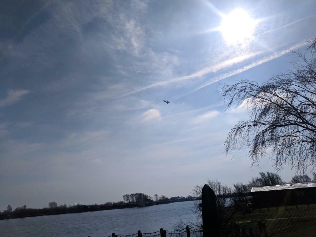 P&D'S Pearl Caravan At Tattershall Lakes Country Park Hotel Bagian luar foto